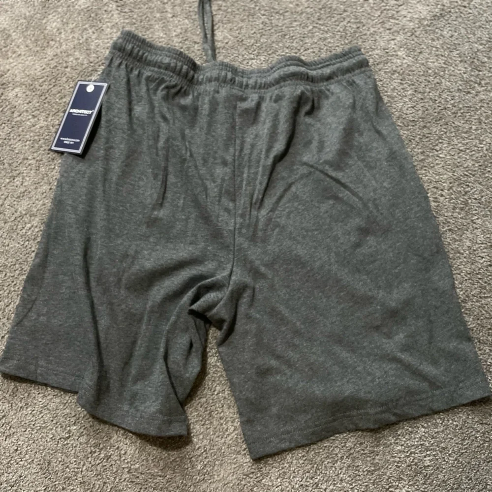 Pair of men’s medium sleep shorts - Picture 5 of 6